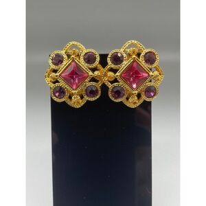 Gold Tone Square Pink Crystal Clip On Earrings Ornate Filigree Design